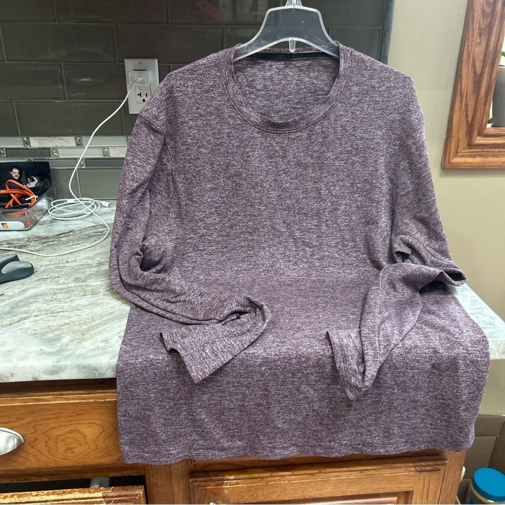 Lululemon athletica Mens L Heather Wine Long Sleeve Athletic Running Lightweight
